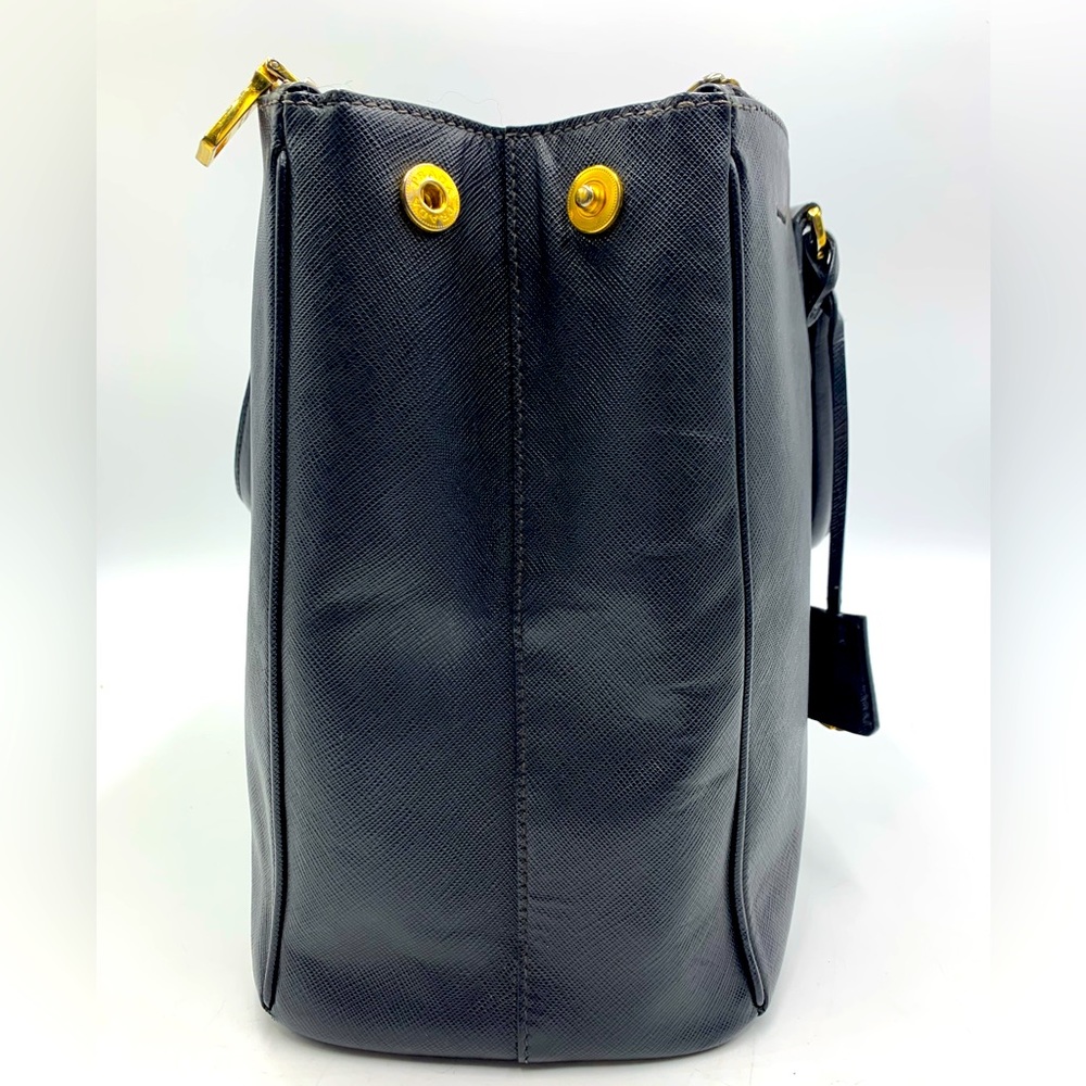 Auth Prada Black Saffiano Leather Galleria Executive Tote Bag Preloved - Picture 13 of 16
